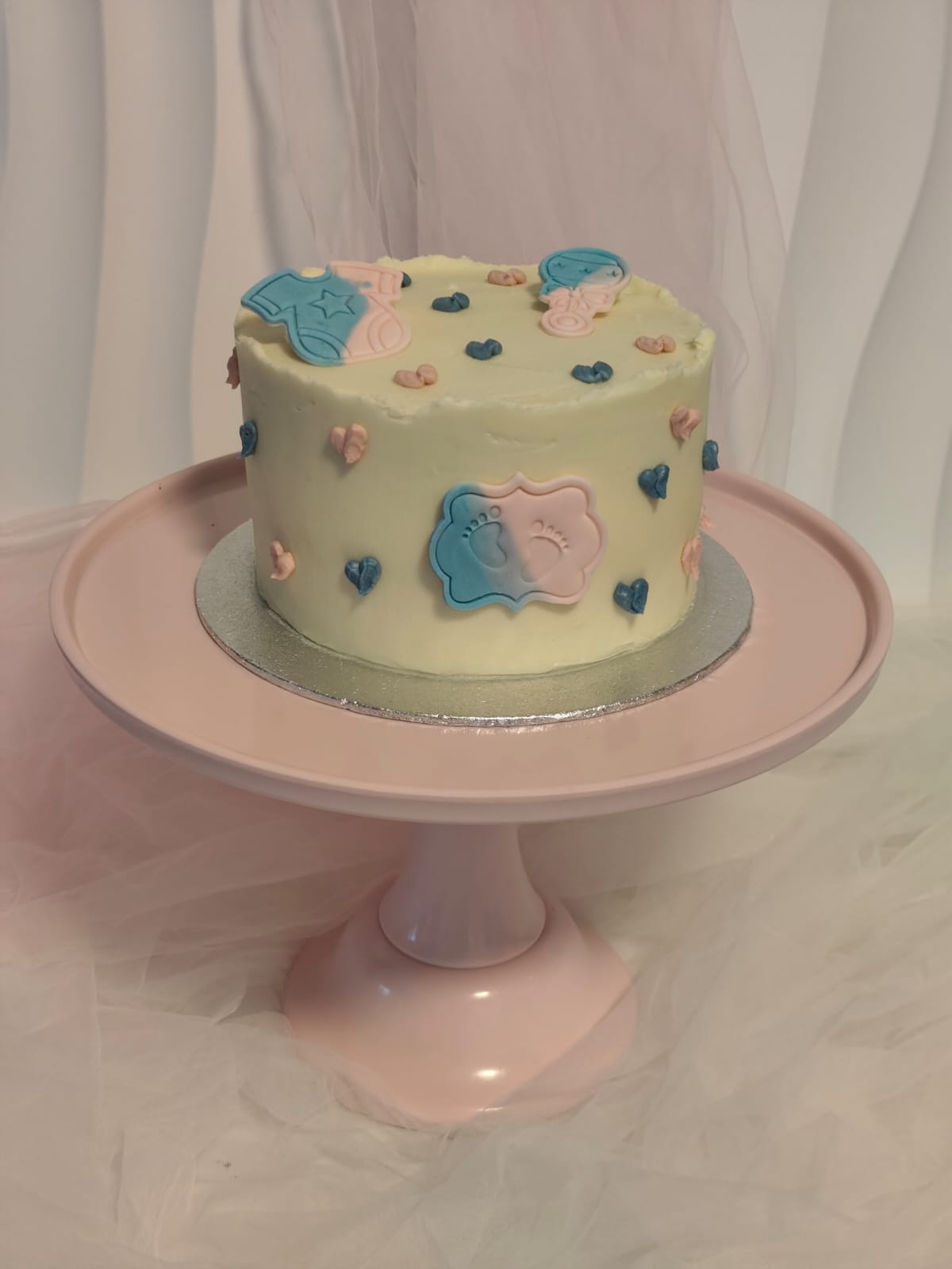 Gender reveal taart bestellen – babyborrel – Judy's Bakeaway Zottegem