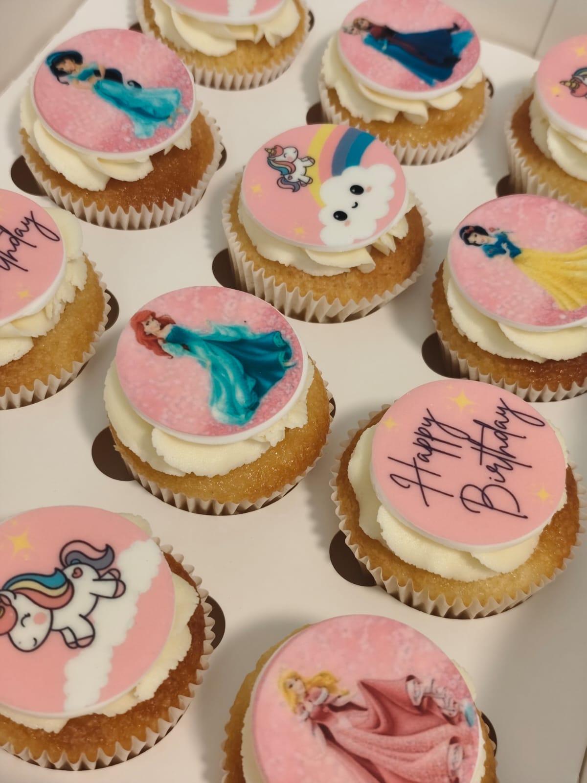 Cupcakes op maat – traktatie – Judy's Bakeaway Zottegem