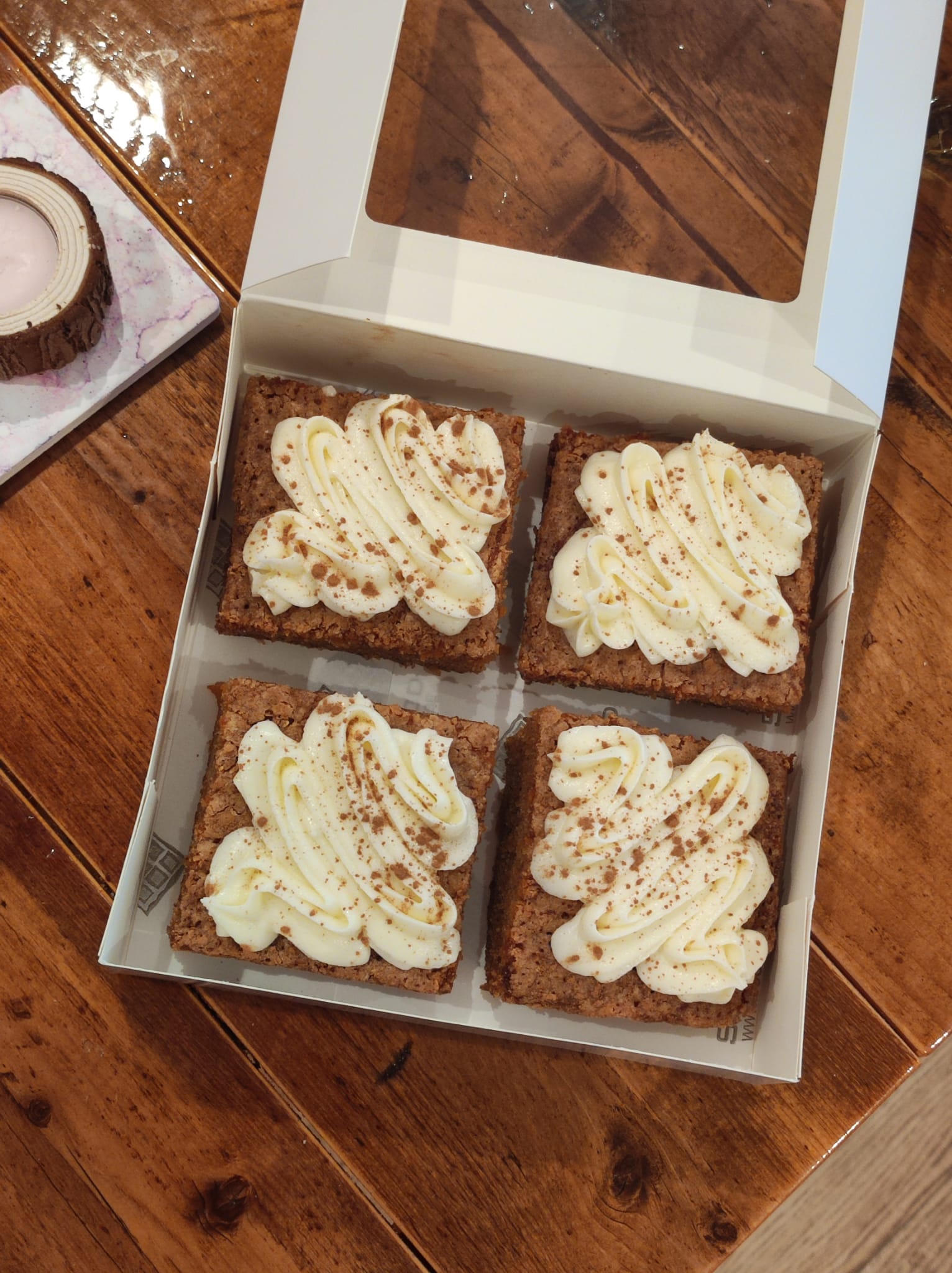 Judy's Bakeaway - Worteltaart - 4 stukken