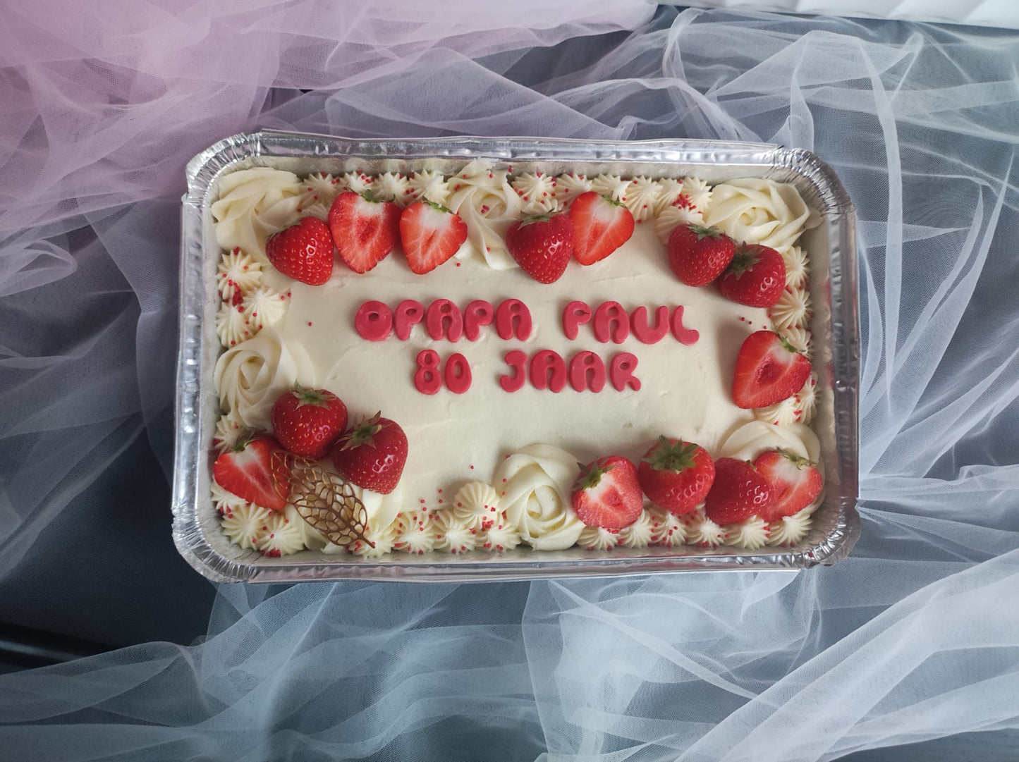 Traycake - birthday