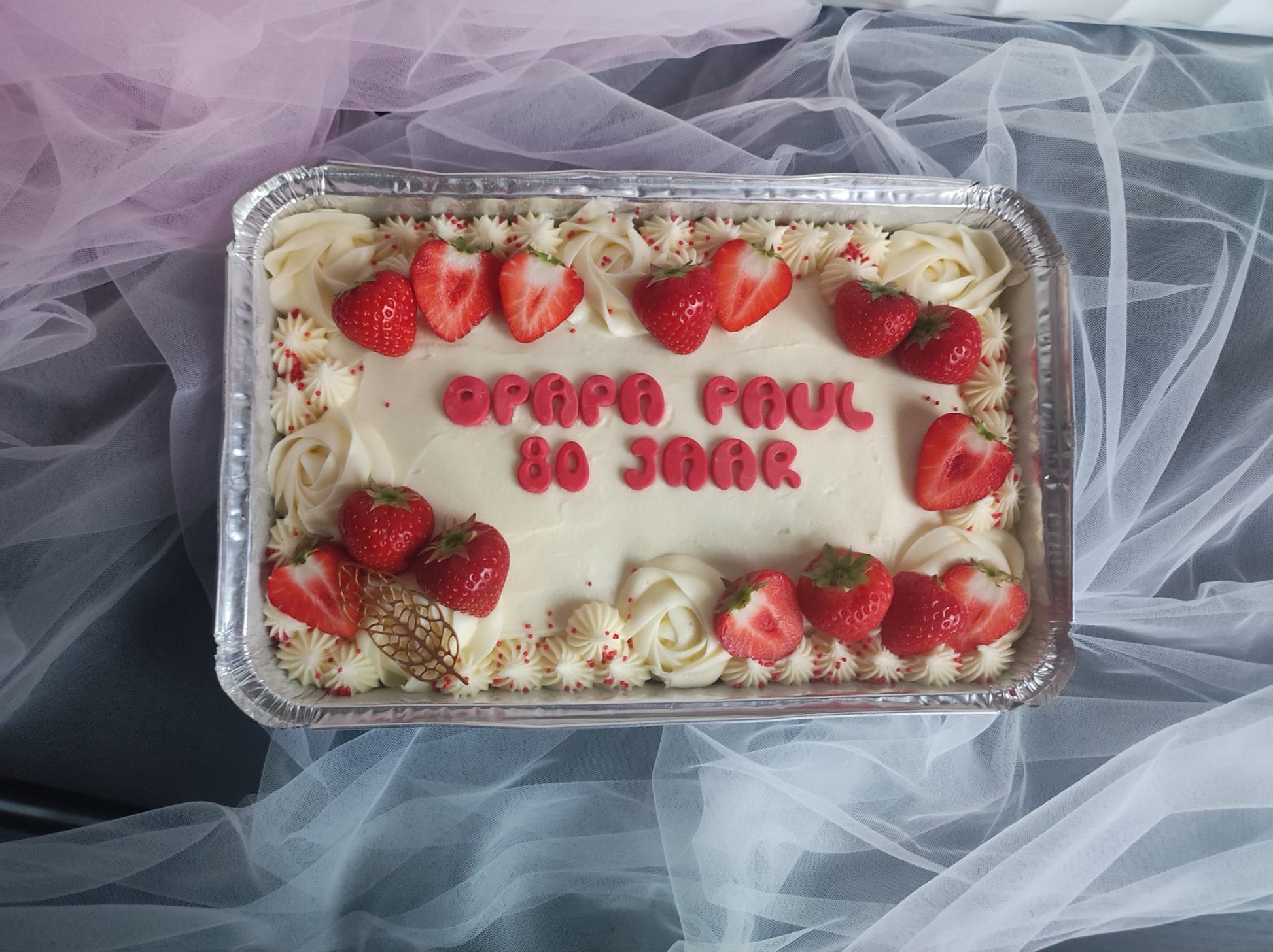 Traycake - birthday